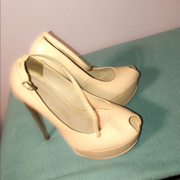 Nude pumps - Picture 3 of 6